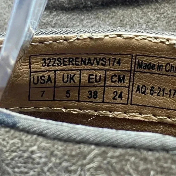 Vionic Serena ankle boots side zip suede heeled booties size 7 - Picture 4 of 8